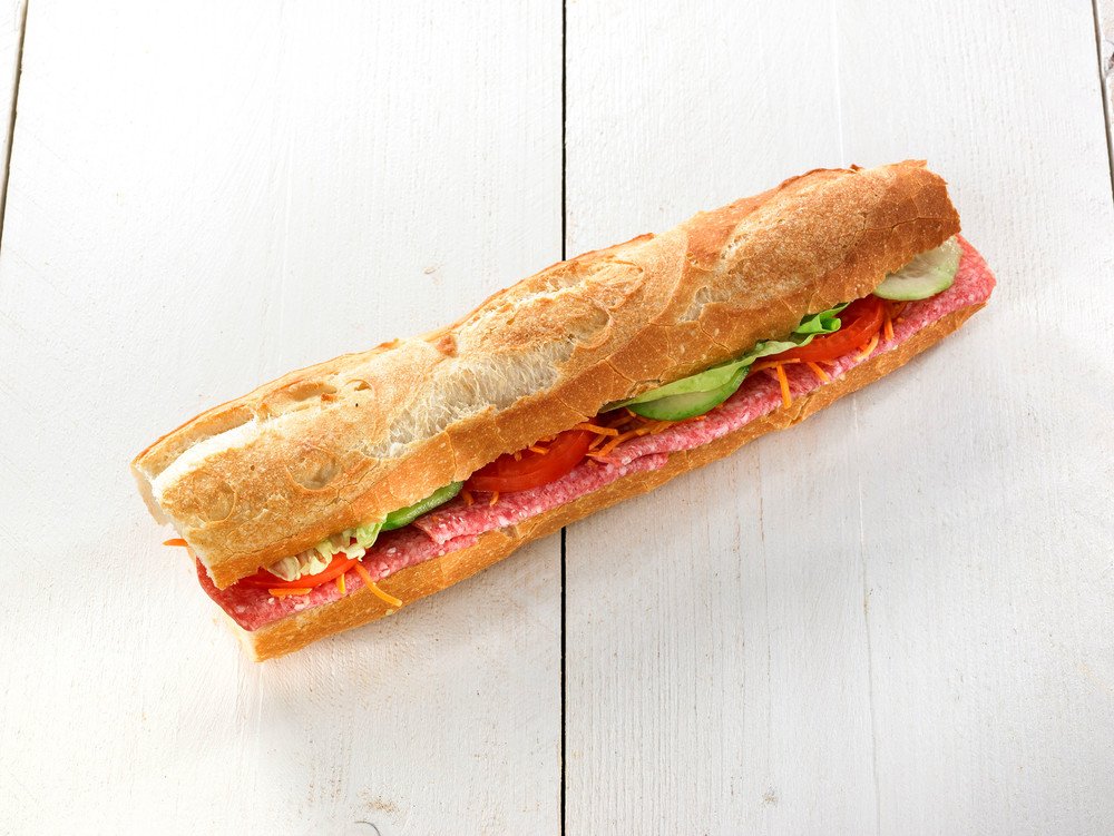 Broodje salami + groenten Belegde broodjes Aanbod St Paulus